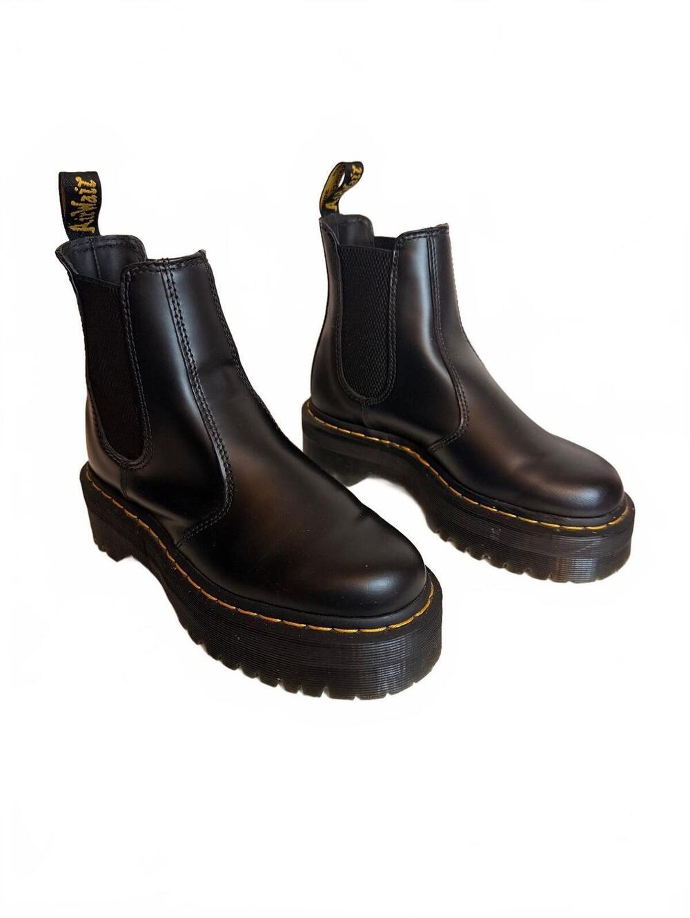 Dr. Martens Black Leather Chelsea Polished Platform Boots Chunky Size 6